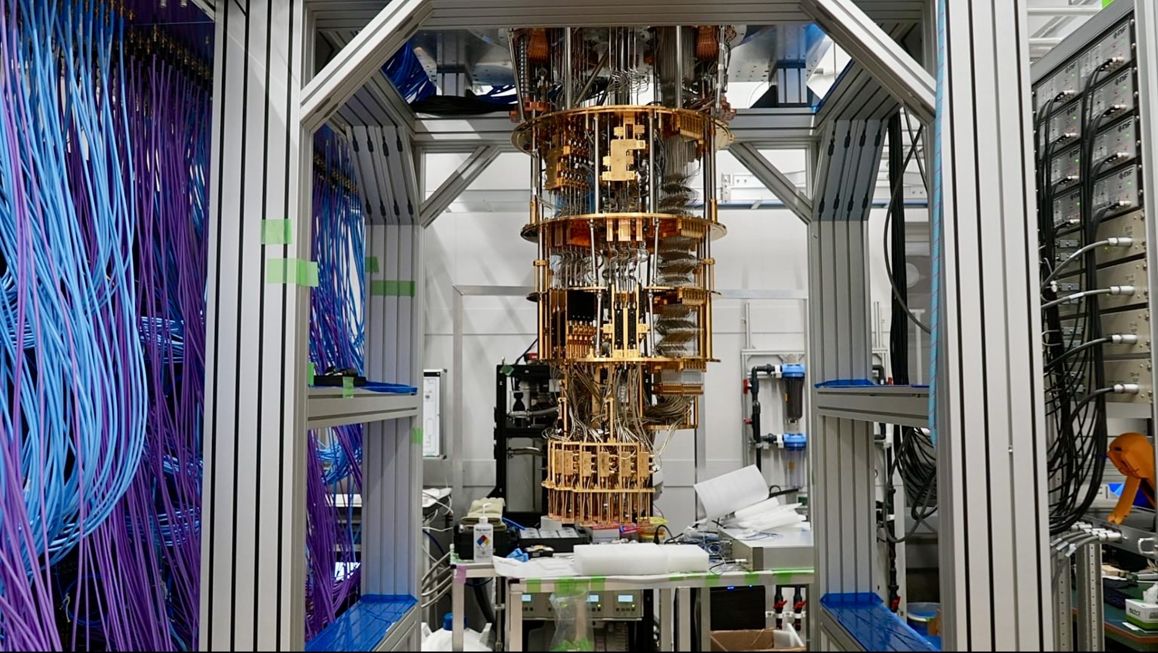 Quantum computing research equipment in a Japanese laboratory environment, reflecting ongoing government and industry collaboration in next-generation computing technologies.