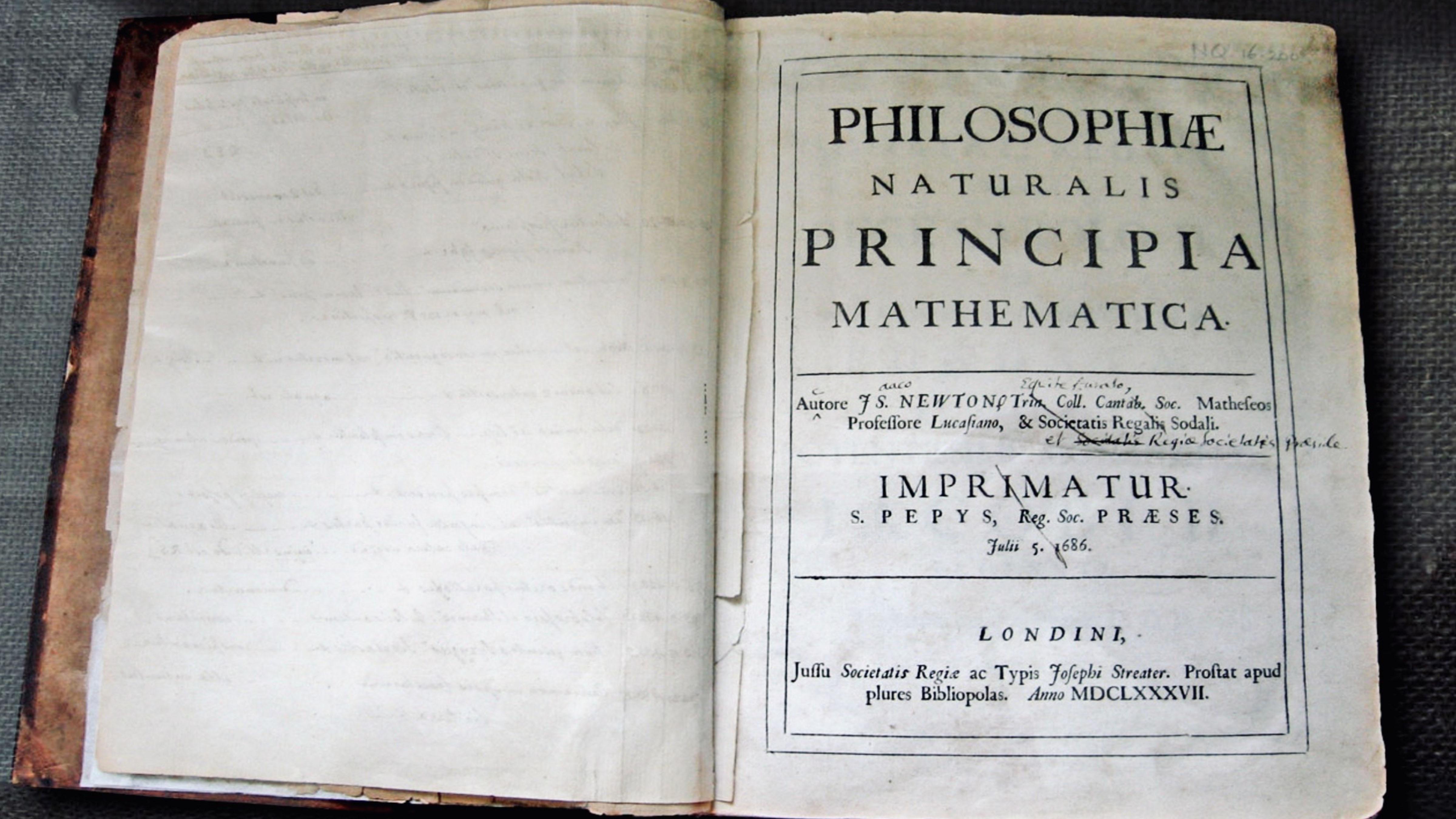 The title page of Isaac Newton’s Philosophiæ Naturalis Principia Mathematica, published in London in 1687, displaying the Latin title and publication details of one of the most influential scientific works in history.