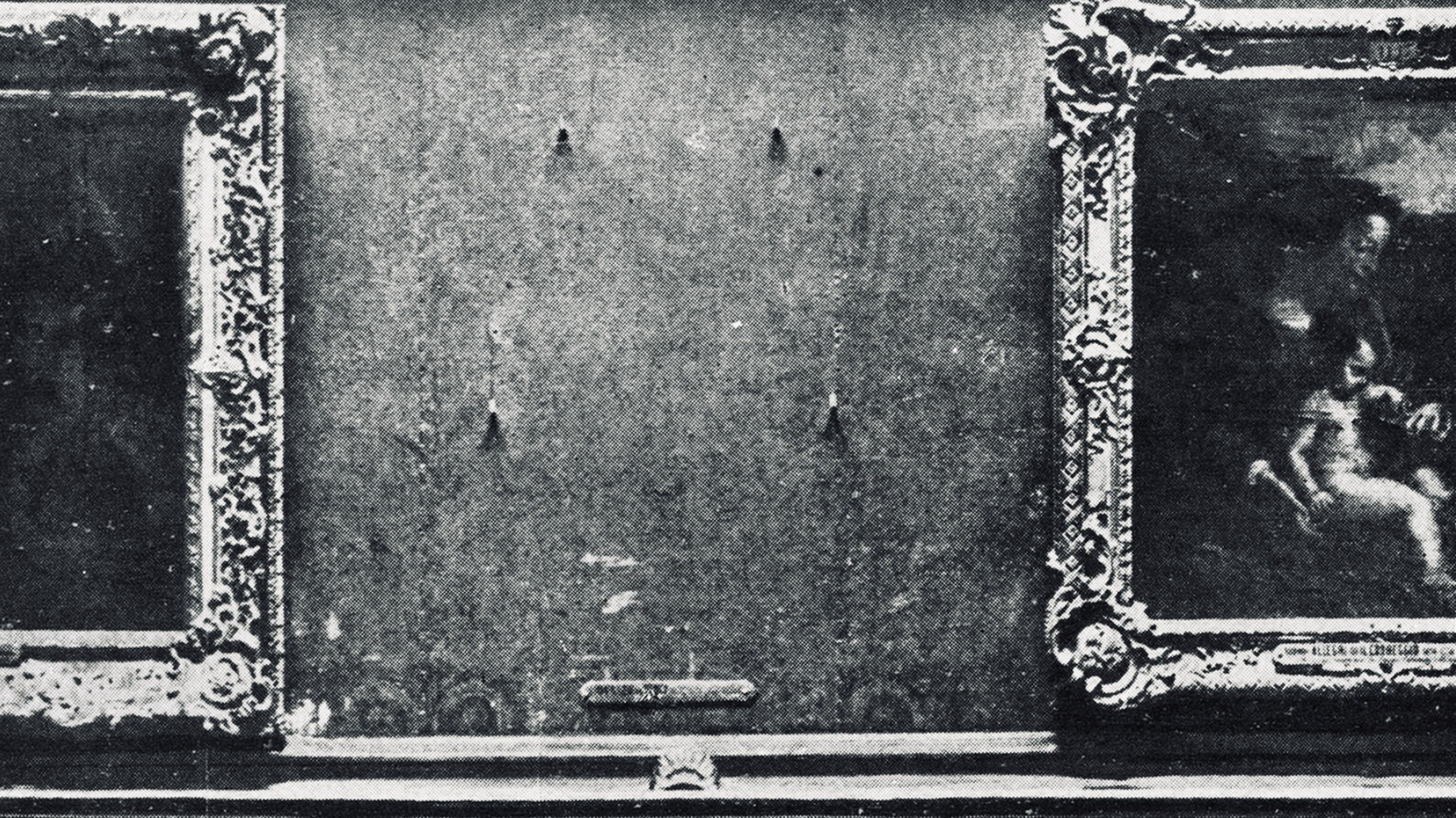 Empty space on the Louvre wall after the Mona Lisa was stolen in 1911